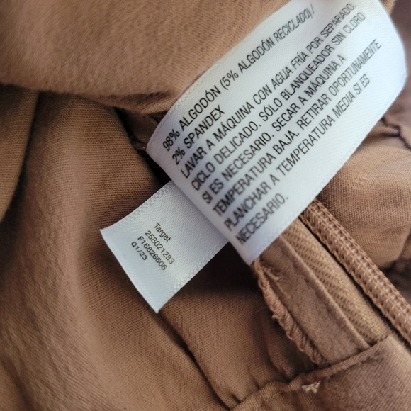 Future Collective Women's Long Sleeve Mock Neck Cross-Front Top Size XL Tan NWT - Picture 11 of 15